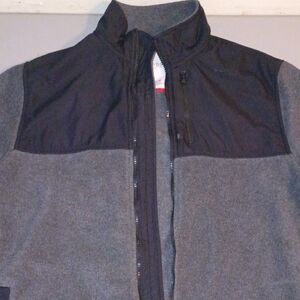 Aeropostale Men's Medium Gray and Black Jacket